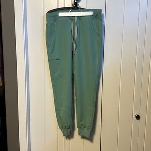 Zamora Fig Scrub Bottom